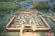 梦见被抓探访甘肃高台骆驼城遗址：城墙巍然立，房舍岁月湮