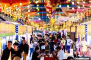 梦见被抓宁夏银川：非遗焰火迎端午 市民“粽”享夏日时光